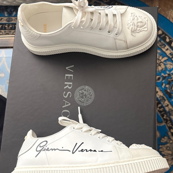 Versace Cream Men's Sneakers with Signature Detail